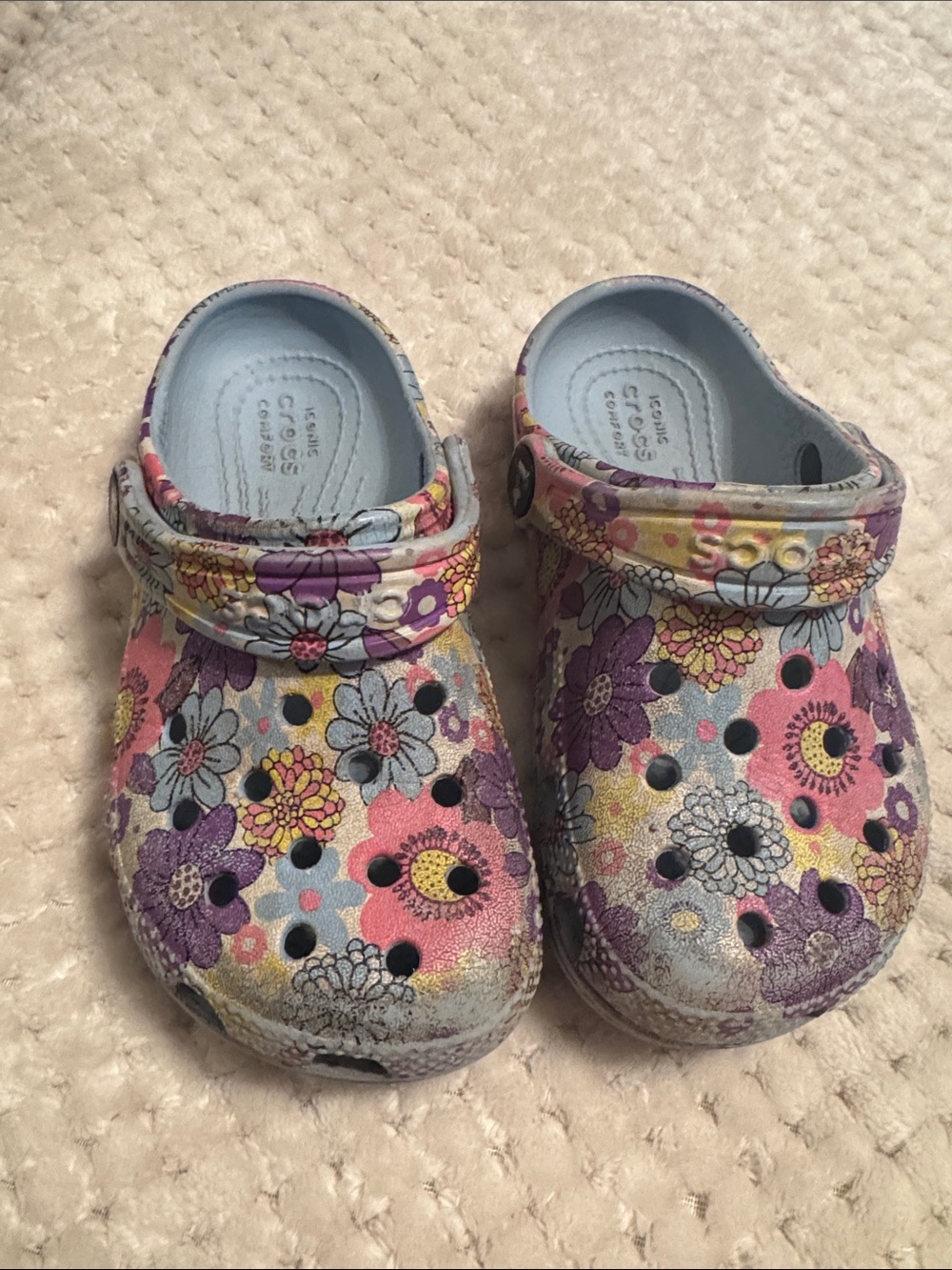 Toddler 10 crocs